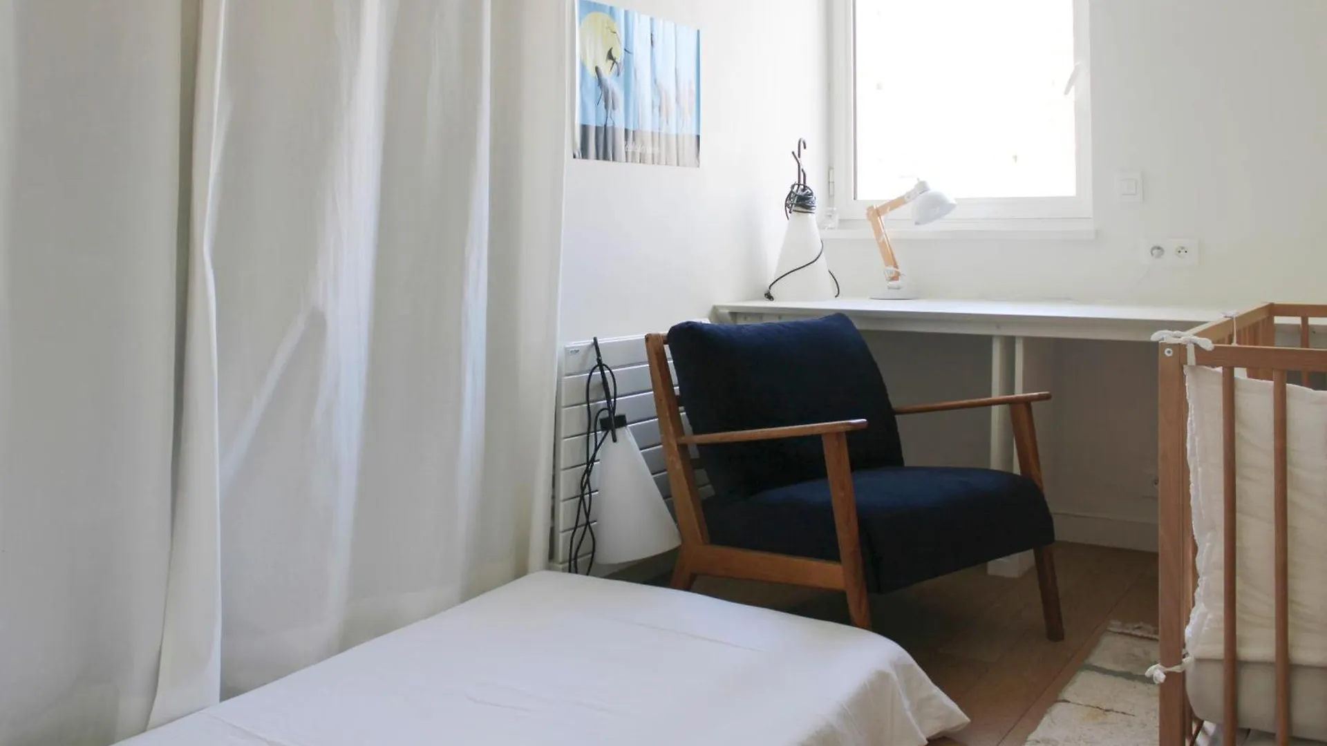 Spacious Cocoon With A Terrace View On The Canal Paris 0*,